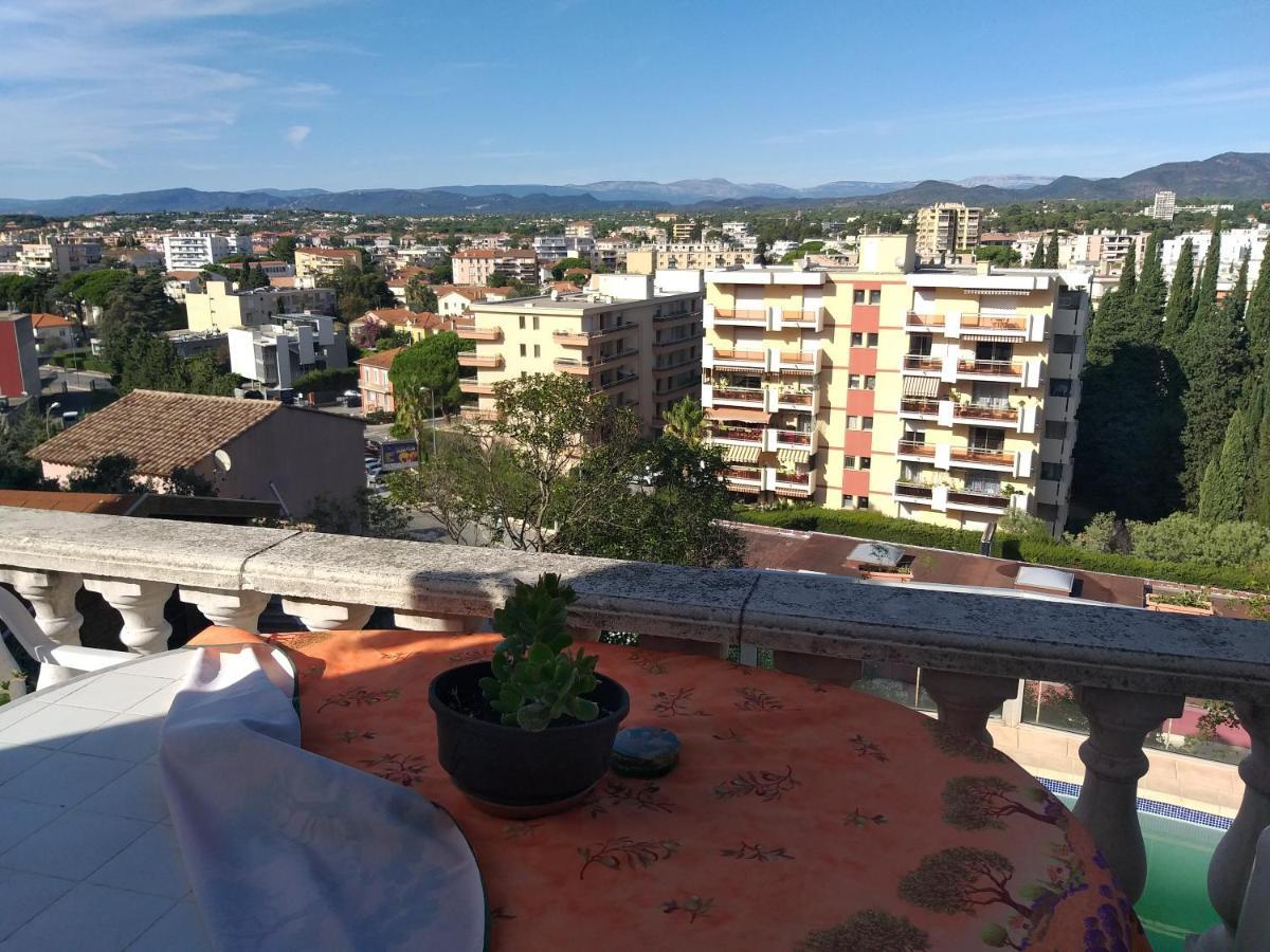 Appartement Ravissant Centre Saint-raphael Piscine Saint-Raphaël